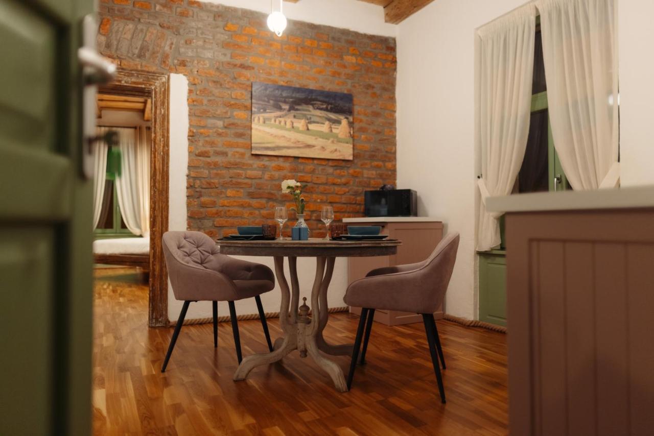 Casa 1901 Aparthotel Baia Mare Exteriör bild